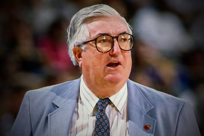 NBA 沉痛悼念前爵士主帅弗兰克・雷登